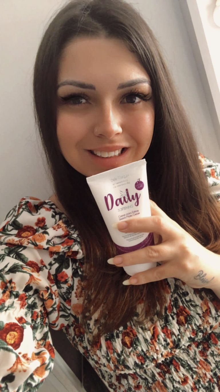 Laura Mello
